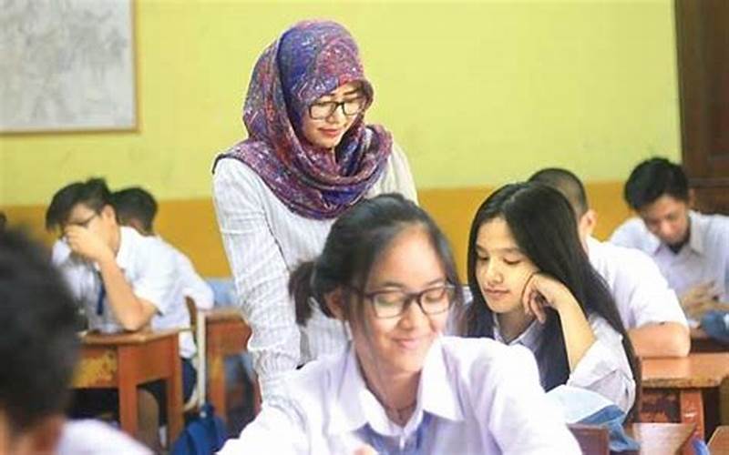 Mengapa Gaji Guru Sma Negeri Non Pns Lebih Rendah Dibandingkan Guru Pns