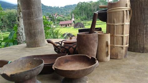 Mengenal Kandean Dulang, Alat Makan Tradisional Toraja yang Eksklusif