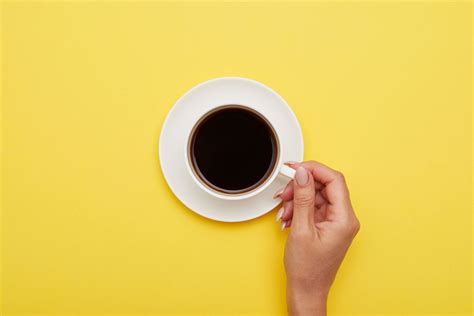 Menghindari Konsumsi Kafein Berlebih