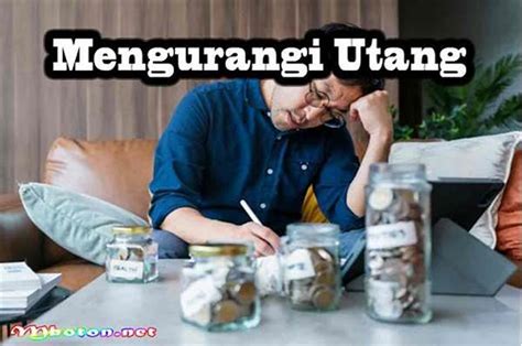 Mengurangi utang