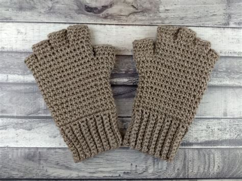Mens Fingerless Gloves Crochet Pattern