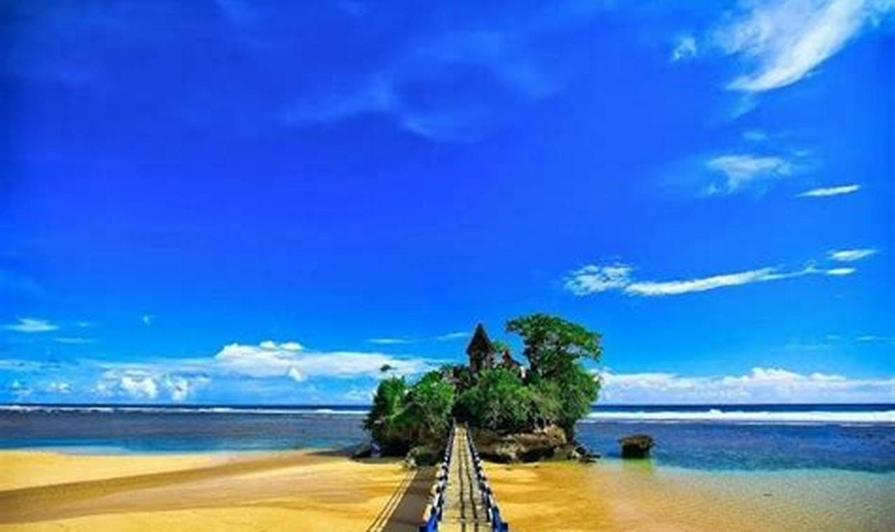 Menyusuri Pantai di Malang: 8 Destinasi Wisata Pantai yang Memesona!