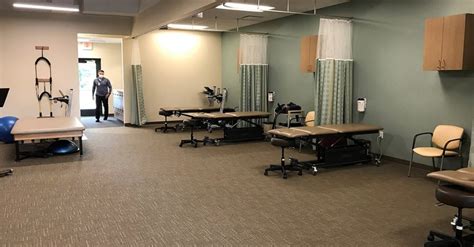 Mercy Physical Therapy Springfield MO - Hands-On Care