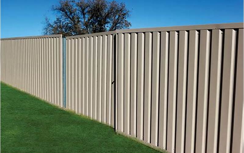 Metal Square Panel Privacy Fence