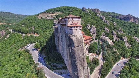 Meteora monasteries tour