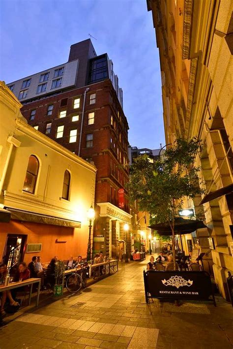 Metro Apartments on Bank Place Melbourne Accommodations