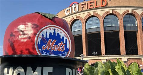 Crunching the Numbers: Mets Projected to Generate Sky-High Revenue in 2023