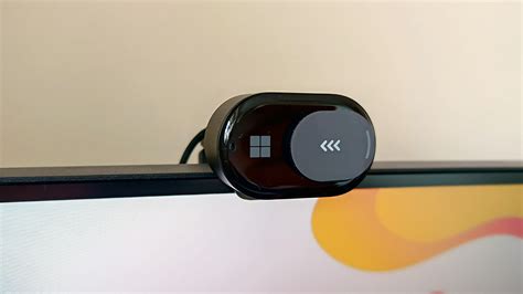 Microsoft Modern Webcam features
