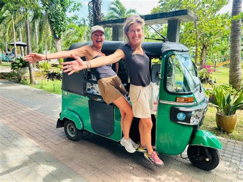 Mid Range Hotels Minneriya