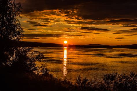 Midnight Sun Photography