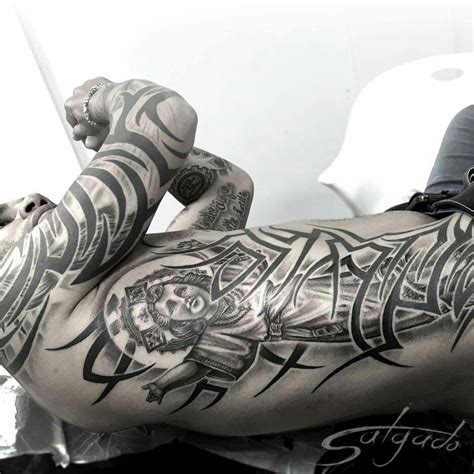 Pin oleh Lizheira Lopez di Tattoos for Guys