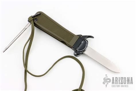 Military Gravity Knife