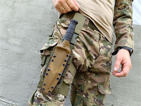 Military Leg Knife