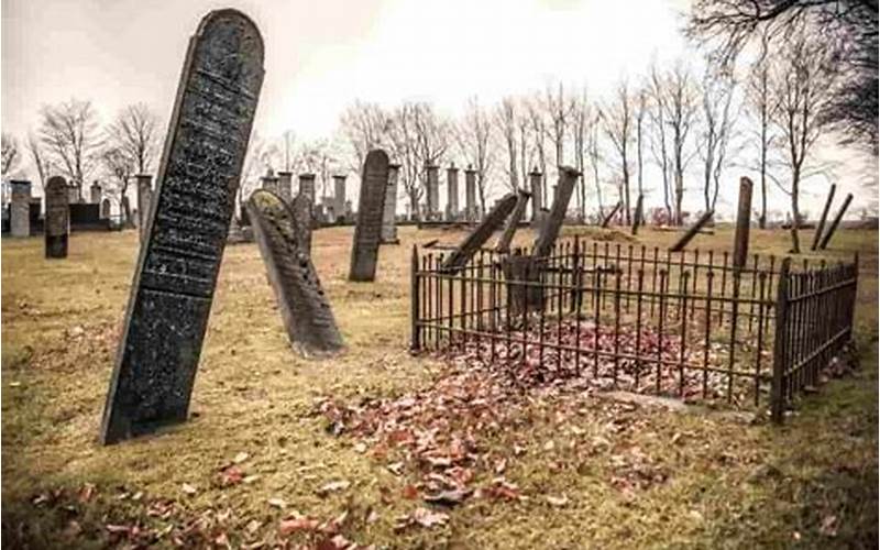 Mimpi Melihat Kuburan Sendiri: Arti, Tafsir, Dan Makna Dalam Kehidupan