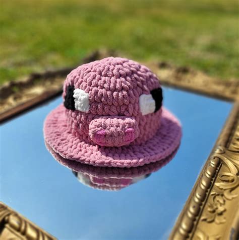 Minecraft Pig Hat