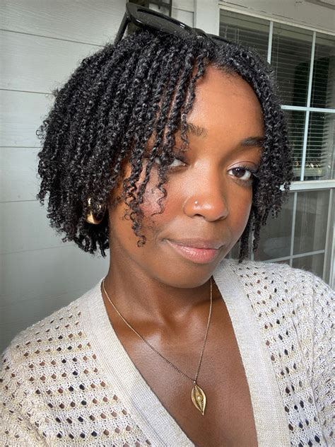 Mini Braids and Twists