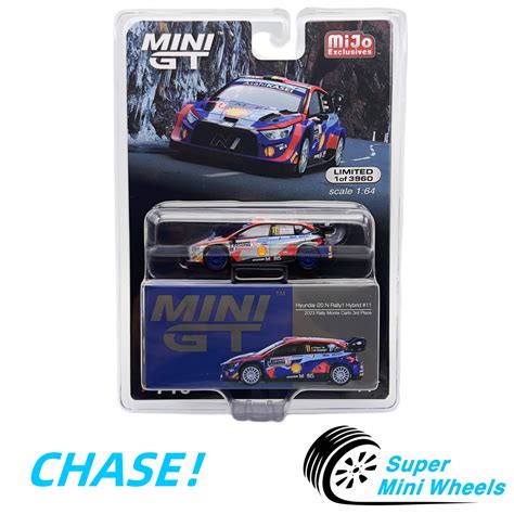 Mini Brands Chase