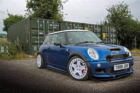 » Mini Cooper S R53 Gets VR Tuned