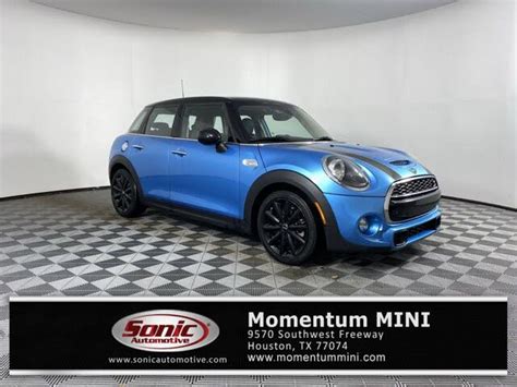 Mini Cooper in Houston