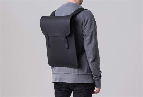 Minimalist Backpack Design: The Ultimate Guide For 2023