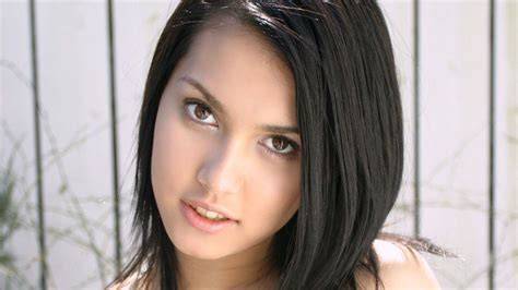 Mirip Maria Ozawa