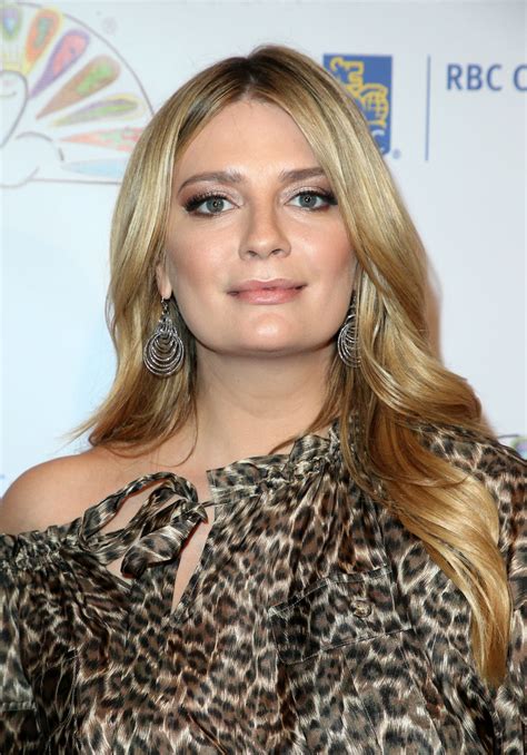 Mischa Barton Pics