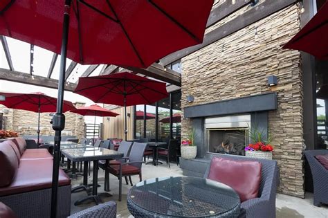 Mississauga Restaurants With Patio