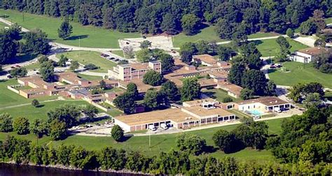 Moccasin Bend Mental Health Institute campus