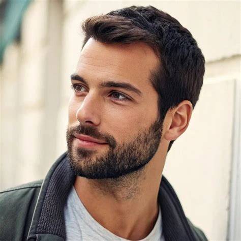 Model Barbe Homme