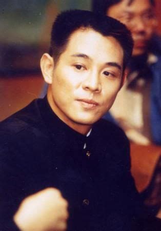 Model Rambut Jet Li
