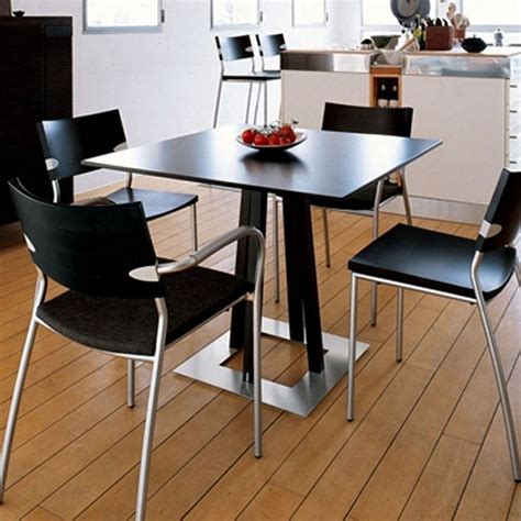 Modern Kitchen Tables For Small Spaces: 8 Ideas