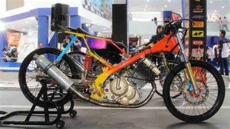 Modifikasi Satria Fu Drag Bike