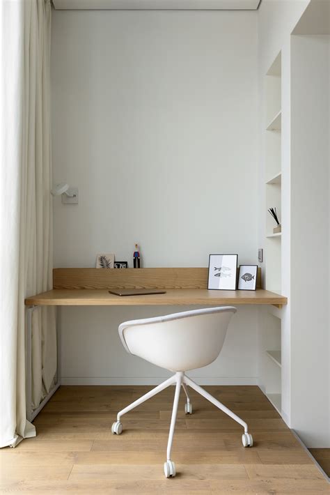 37 Minimalist Home Offices That Sport Simple But Stylish Workspaces