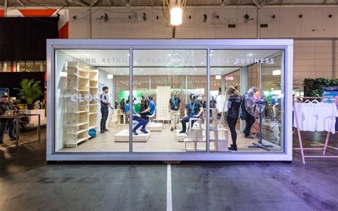 Modular event space for enhanced guest experience