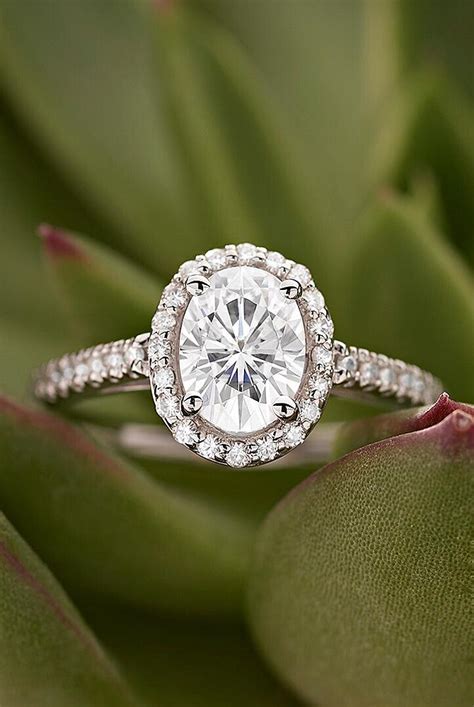 Moissanite engagement rings are perfect alternate to diamond rings   