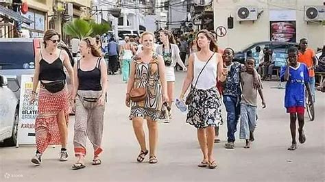 Mombasa Walking Tour Guide