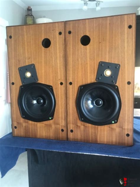 Experience High-Fidelity Sound with Monitor Audio MA 302