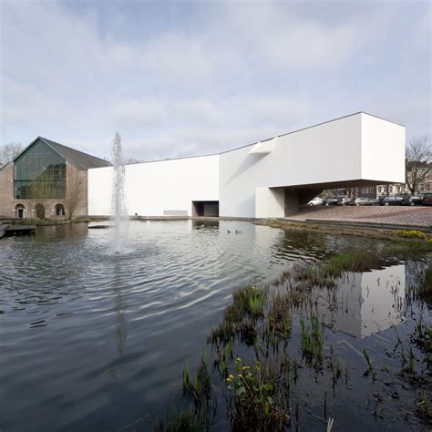 Mons Memorial Museum Exterior