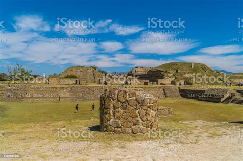 Monte Alban Structures