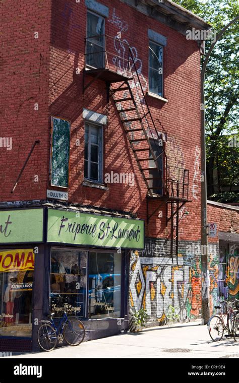 Montreal Walking Tour Review: Beyond the Basilica, Less Touristy