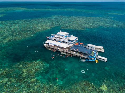 Moore Reef Pontoon