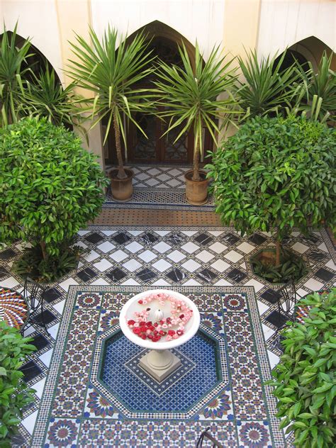 Moroccan Patios, Courtyards Ideas, Photos, Decor And Inspirations