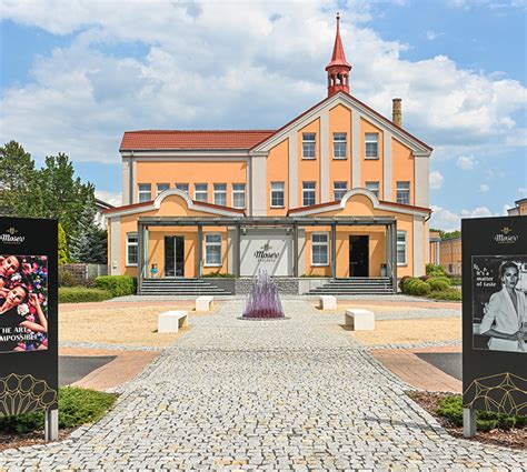 Moser Glassworks Museum