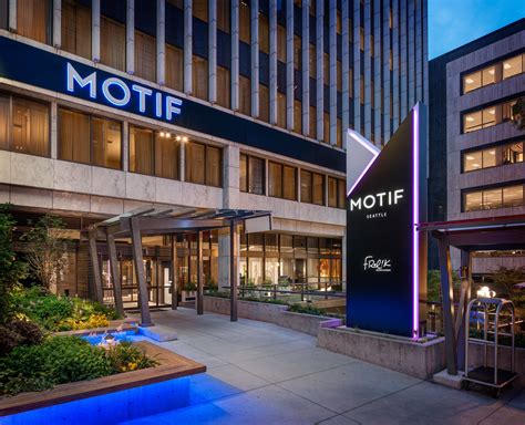 Motif Seattle Hotel Near Space Needle