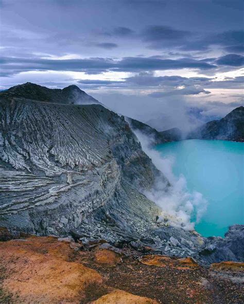 Mount Ijen Tour Guides