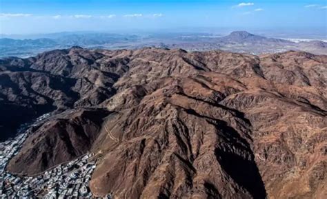 Mount Uhud Hiking
