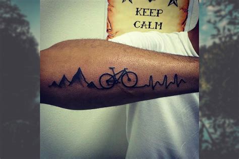Rate This Mountain Bike Tattoo 1 to 100 Tatuagem de