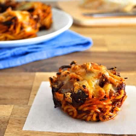 Muffin Tin Spaghetti Nests Using Leftover Pasta