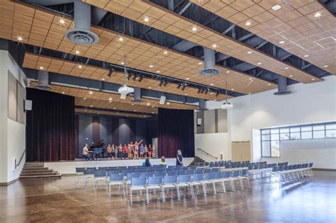 Multi-purpose ballroom
