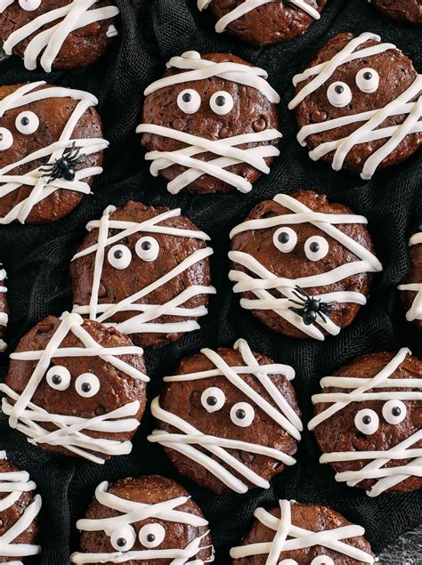 Mummy Cookies in Disguise